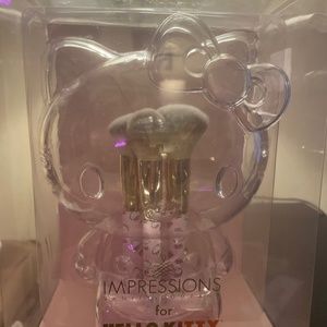 Impressions for Hello Kitty Brush Gift set